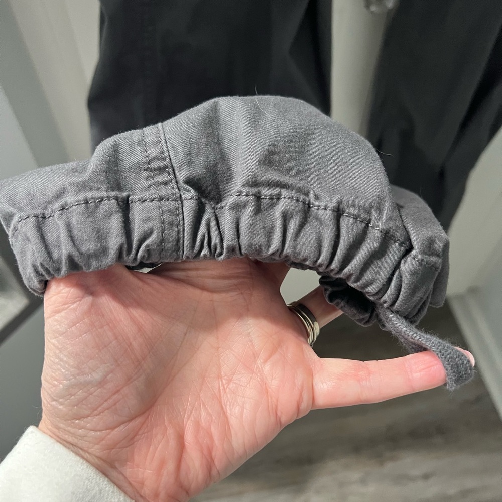 HOLLISTER Adjustable Rise Parachute Baggy Pants Gray Drawstring Women’s Large - Picture 9 of 12
